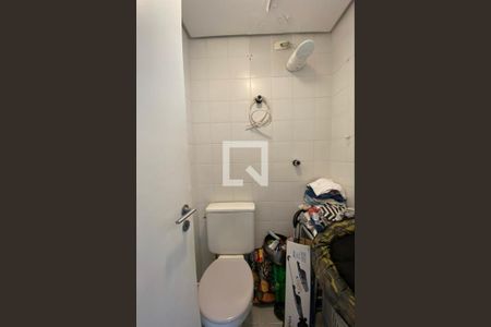 Apartamento à venda com 126m², 3 quartos e 2 vagas Apartamento à venda com 126m², 3 quartos e 2 vagasBanheiro de Serviço