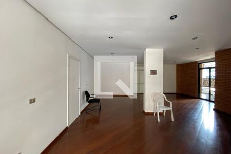 Apartamento à venda com 126m², 3 quartos e 2 vagas Apartamento à venda com 126m², 3 quartos e 2 vagasÁrea comum - Salão de festas