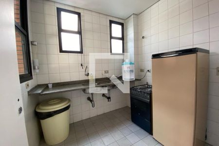 Apartamento à venda com 126m², 3 quartos e 2 vagas Apartamento à venda com 126m², 3 quartos e 2 vagasÁrea comum - Salão de festas