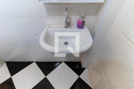 Apartamento à venda com 83m², 2 quartos e sem vaga Apartamento à venda com 83m², 2 quartos e sem vagaBanheiro