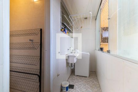 Apartamento à venda com 83m², 2 quartos e sem vaga Apartamento à venda com 83m², 2 quartos e sem vagaÁrea de serviço