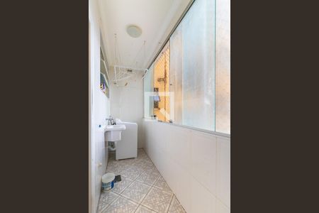 Apartamento à venda com 83m², 2 quartos e sem vaga Apartamento à venda com 83m², 2 quartos e sem vagaÁrea de serviço