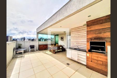 Apartamento à venda com 182m², 3 quartos e 3 vagas