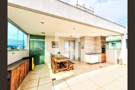 Apartamento à venda com 182m², 3 quartos e 3 vagas
