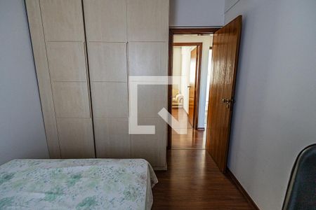 Apartamento à venda com 259m², 4 quartos e 4 vagas Apartamento à venda com 259m², 4 quartos e 4 vagasQuarto 4