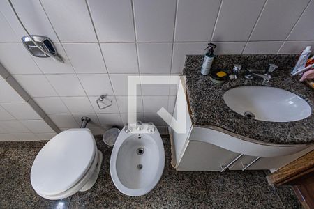 Apartamento à venda com 259m², 4 quartos e 4 vagas Apartamento à venda com 259m², 4 quartos e 4 vagasBanheiro
