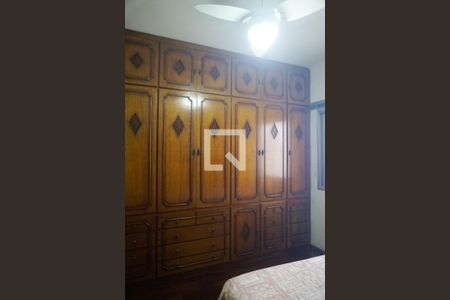 Casa à venda com 306m², 3 quartos e 5 vagasQuarto 2