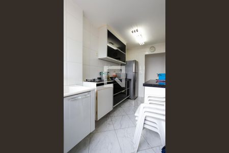 Apartamento à venda com 60m², 2 quartos e 1 vaga Apartamento à venda com 60m², 2 quartos e 1 vagaCozinha e Área de Serviço