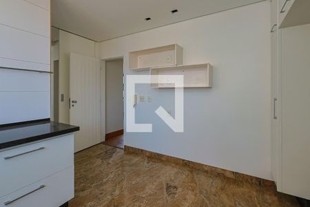 Apartamento à venda com 296m², 3 quartos e 3 vagasCozinha