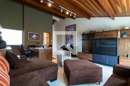 Casa à venda com 230m², 3 quartos e 4 vagas3o. Andar - Escritório