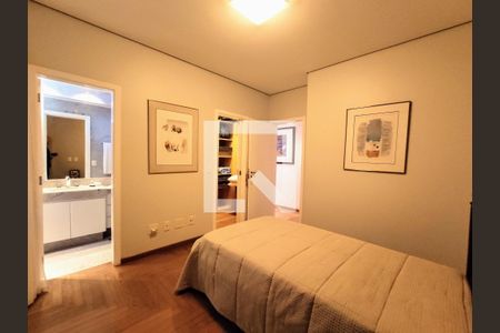 Apartamento à venda com 587m², 3 quartos e 6 vagas