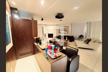 Apartamento à venda com 587m², 3 quartos e 6 vagas