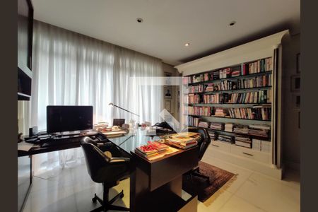 Apartamento à venda com 587m², 3 quartos e 6 vagas