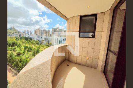 Apartamento à venda com 587m², 3 quartos e 6 vagas