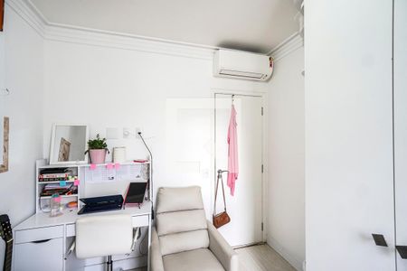 Apartamento à venda com 138m², 3 quartos e 3 vagasQuarto 02