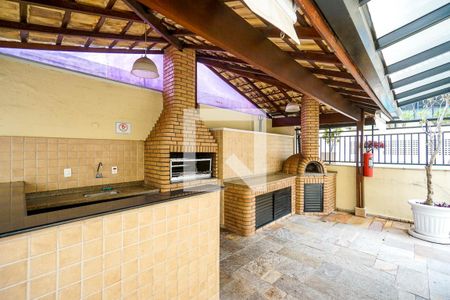 Apartamento à venda com 138m², 3 quartos e 3 vagasChurrasqueiro