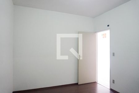 Casa à venda com 281m², 3 quartos e sem vagaQuarto 2