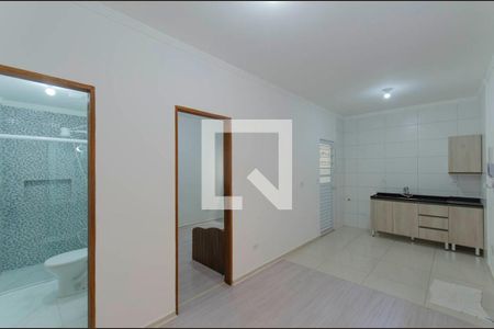 Sala e Cozinha de apartamento para alugar com 1 quarto, 33m² em Artur Alvim, São Paulo