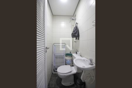 Apartamento à venda com 144m², 3 quartos e 3 vagasBanheiro de Serviço