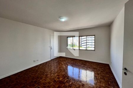 Sala de apartamento para alugar com 3 quartos, 100m² em Vila Olímpia, São Paulo