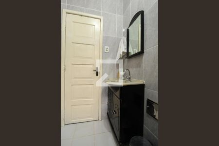 Casa à venda com 381m², 6 quartos e 6 vagasBanheiro Social