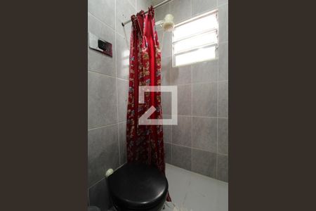 Casa à venda com 381m², 6 quartos e 6 vagasBanheiro Social