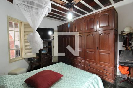 Casa à venda com 381m², 6 quartos e 6 vagasSuíte