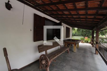 Casa à venda com 381m², 6 quartos e 6 vagasVaranda - 2º Andar