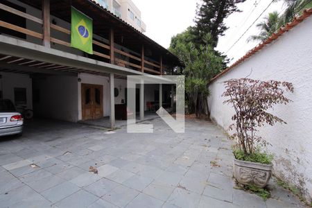 Casa à venda com 381m², 6 quartos e 6 vagasFachada