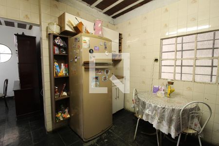 Casa à venda com 381m², 6 quartos e 6 vagasCozinha