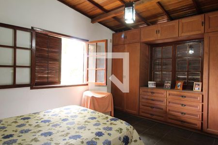 Casa à venda com 381m², 6 quartos e 6 vagasQuarto 2 - 2º Andar