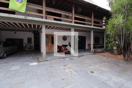 Casa à venda com 381m², 6 quartos e 6 vagasFachada
