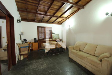 Casa à venda com 381m², 6 quartos e 6 vagasSala - 2º Andar