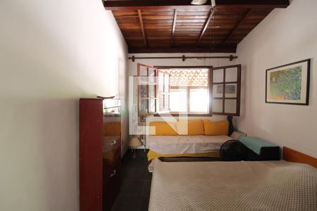 Casa à venda com 381m², 6 quartos e 6 vagasQuarto 1 - 2º Andar