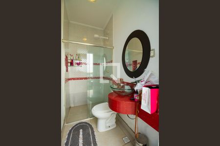 Casa à venda com 402m², 5 quartos e 3 vagasBanheiro de Serviço