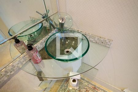 Casa à venda com 402m², 5 quartos e 3 vagasLavabo 