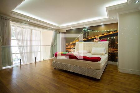 Casa à venda com 402m², 5 quartos e 3 vagasSuíte 2