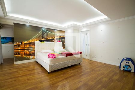 Casa à venda com 402m², 5 quartos e 3 vagasSuíte 2