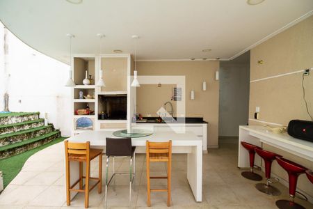 Casa à venda com 402m², 5 quartos e 3 vagasChurrasqueira