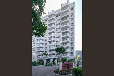 Apartamento à venda com 92m², 3 quartos e 1 vaga Apartamento à venda com 92m², 3 quartos e 1 vagaFachada do Prédio