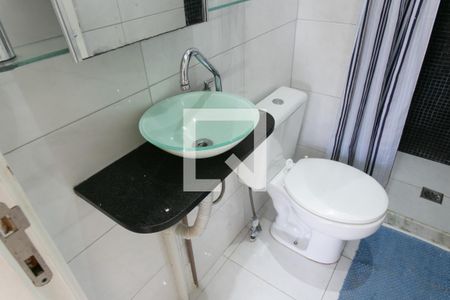 Apartamento à venda com 92m², 3 quartos e 1 vaga Apartamento à venda com 92m², 3 quartos e 1 vagaBanheiro Social 2
