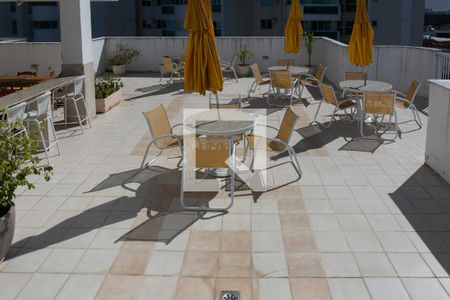 Apartamento à venda com 92m², 3 quartos e 1 vaga Apartamento à venda com 92m², 3 quartos e 1 vagaÁrea comum - Piscina