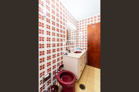 Casa à venda com 171m², 3 quartos e 3 vagas Casa à venda com 171m², 3 quartos e 3 vagasBanheiro da Suíte