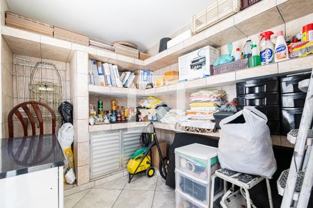 Casa à venda com 171m², 3 quartos e 3 vagas Casa à venda com 171m², 3 quartos e 3 vagasQuarto de Serviço