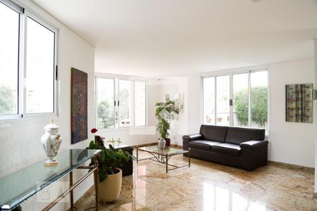 Apartamento à venda com 62m², 2 quartos e 1 vaga Apartamento à venda com 62m², 2 quartos e 1 vagaHall de Entrada