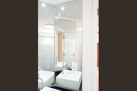 Apartamento à venda com 62m², 2 quartos e 1 vaga Apartamento à venda com 62m², 2 quartos e 1 vagaBanheiro Social