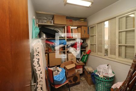 Casa à venda com 210m², 3 quartos e 4 vagasDeposito