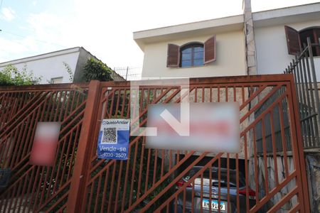Casa à venda com 210m², 3 quartos e 4 vagasFachada