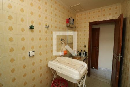 Casa à venda com 210m², 3 quartos e 4 vagasBanheiro