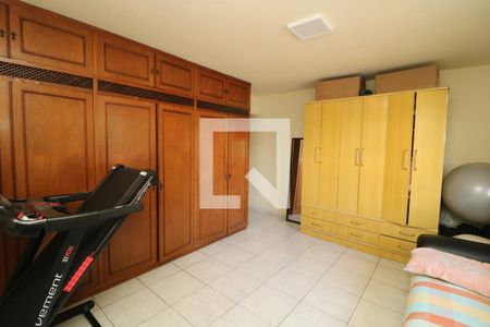 Casa à venda com 210m², 3 quartos e 4 vagasQuarto 2